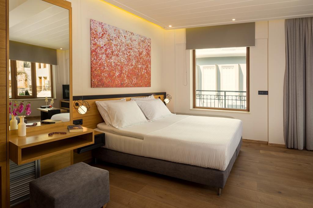 Querini Luxury Suites Chania  ภายนอก รูปภาพ