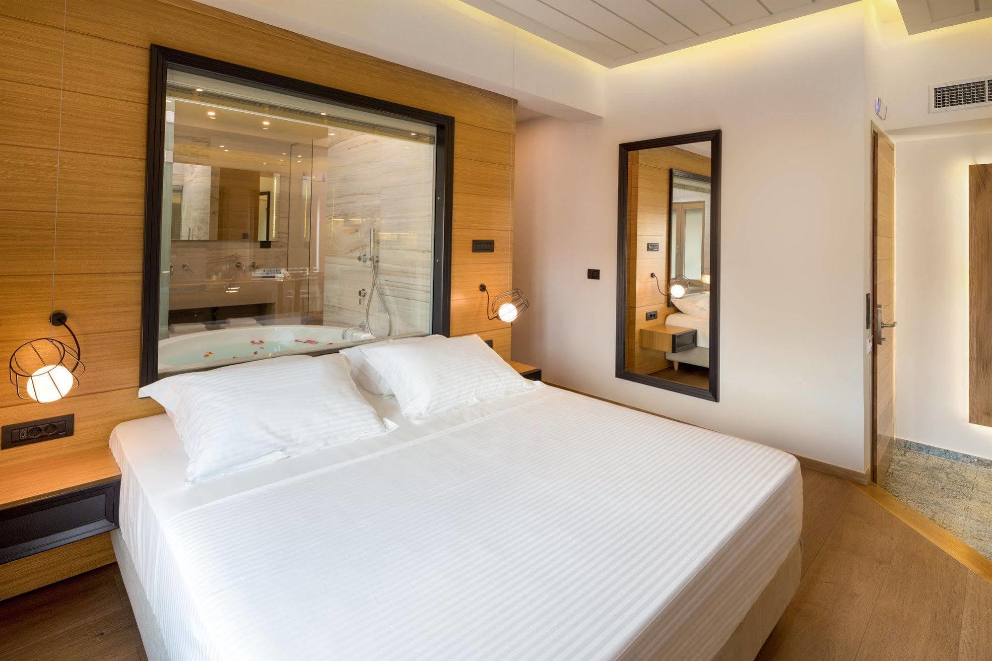 Querini Luxury Suites Chania  ภายนอก รูปภาพ
